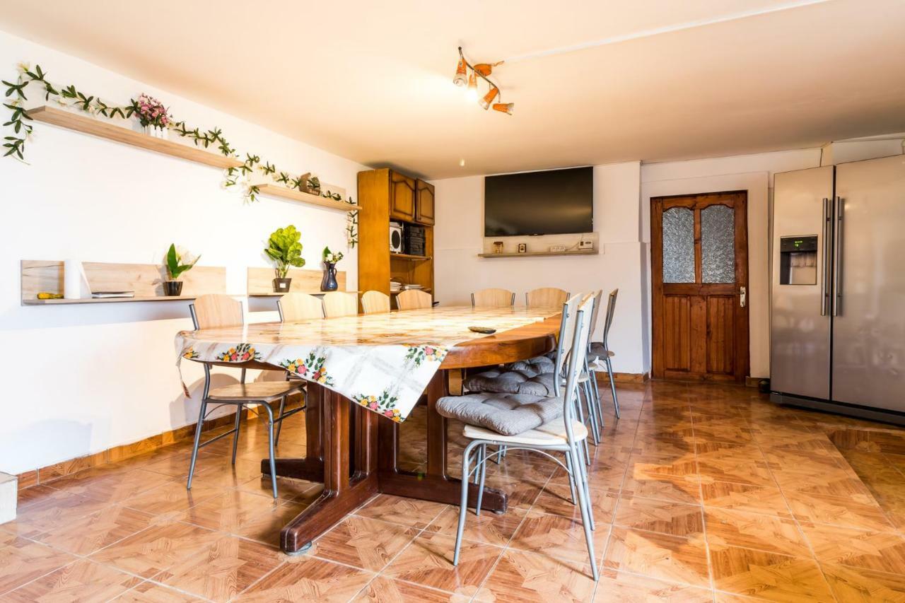Casa de vacanta Jeny Novaci Străini Exterior foto